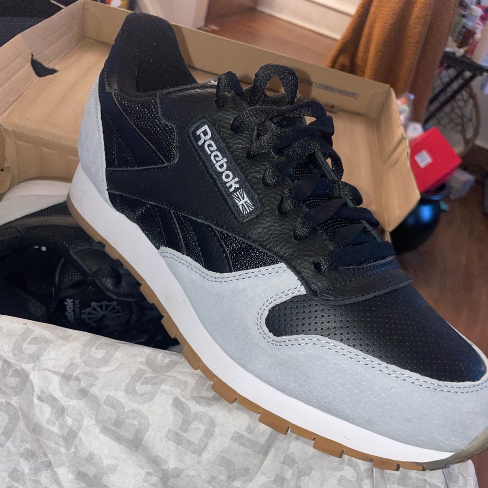 Reebok Classic Men’s size 11 new